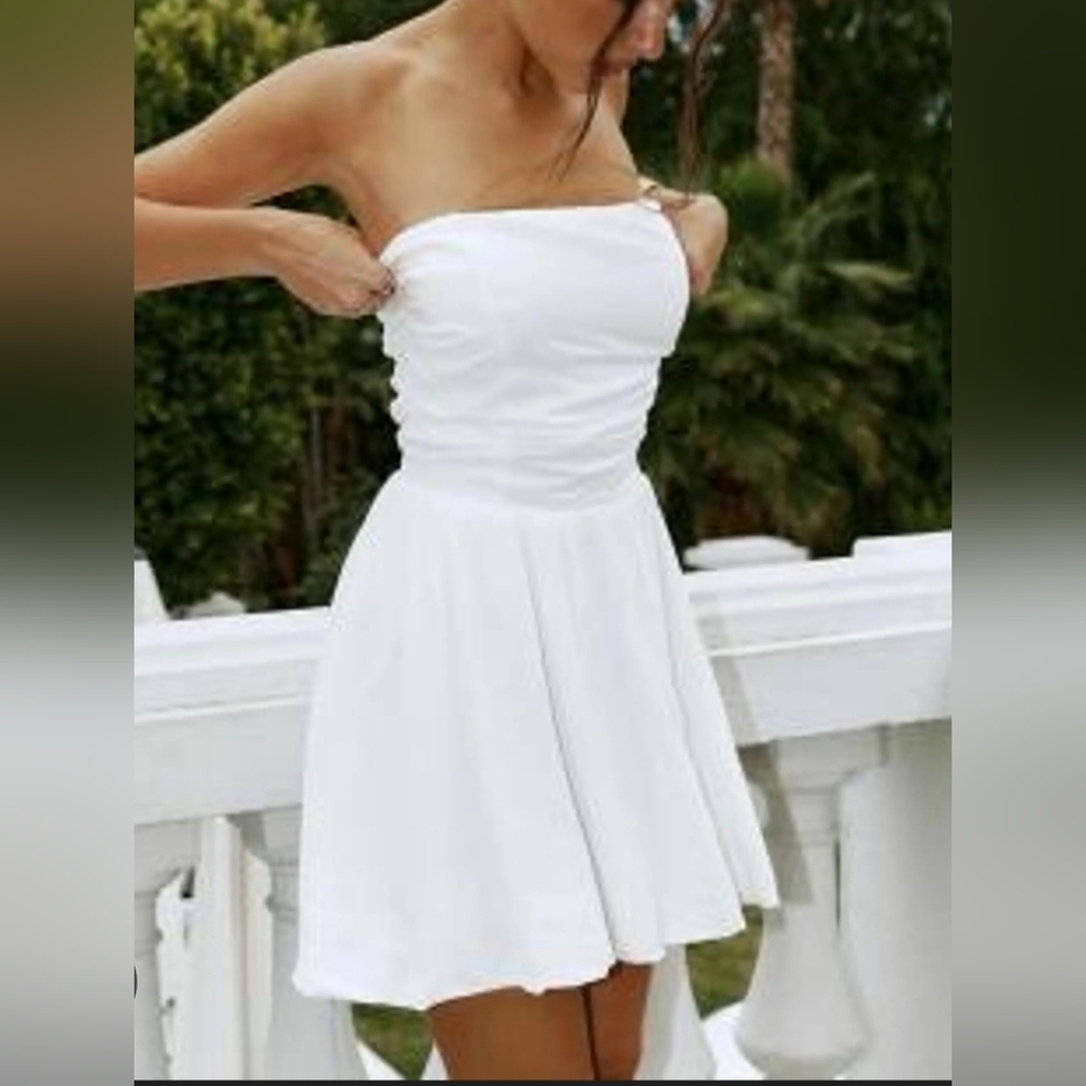 XOXO Strapless White Dress